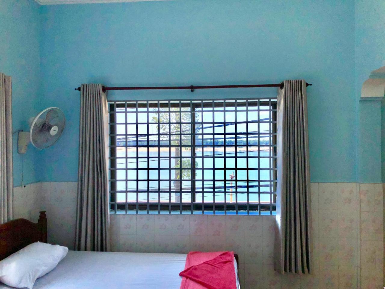 Hengheng II Guest House Kratie Dış mekan fotoğraf