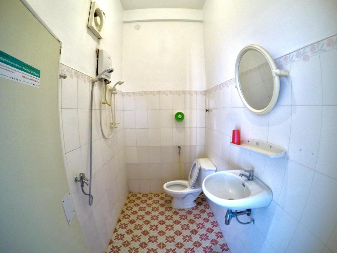 Hengheng II Guest House Kratie Dış mekan fotoğraf