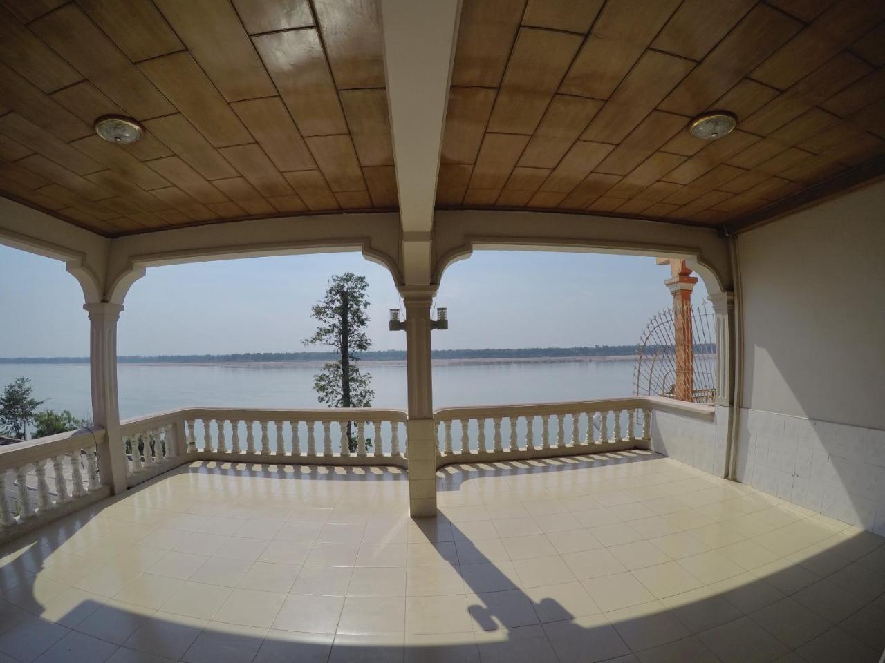 Hengheng II Guest House Kratie Dış mekan fotoğraf