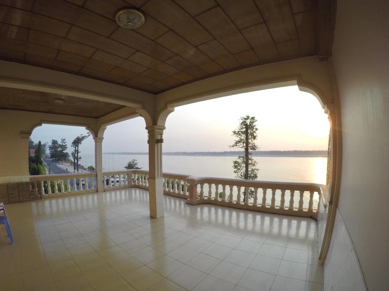 Hengheng II Guest House Kratie Dış mekan fotoğraf